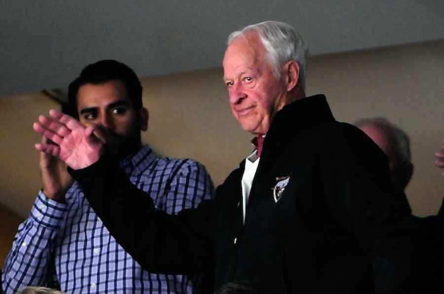 Gordie Howe's condition improving following stem cell treatment